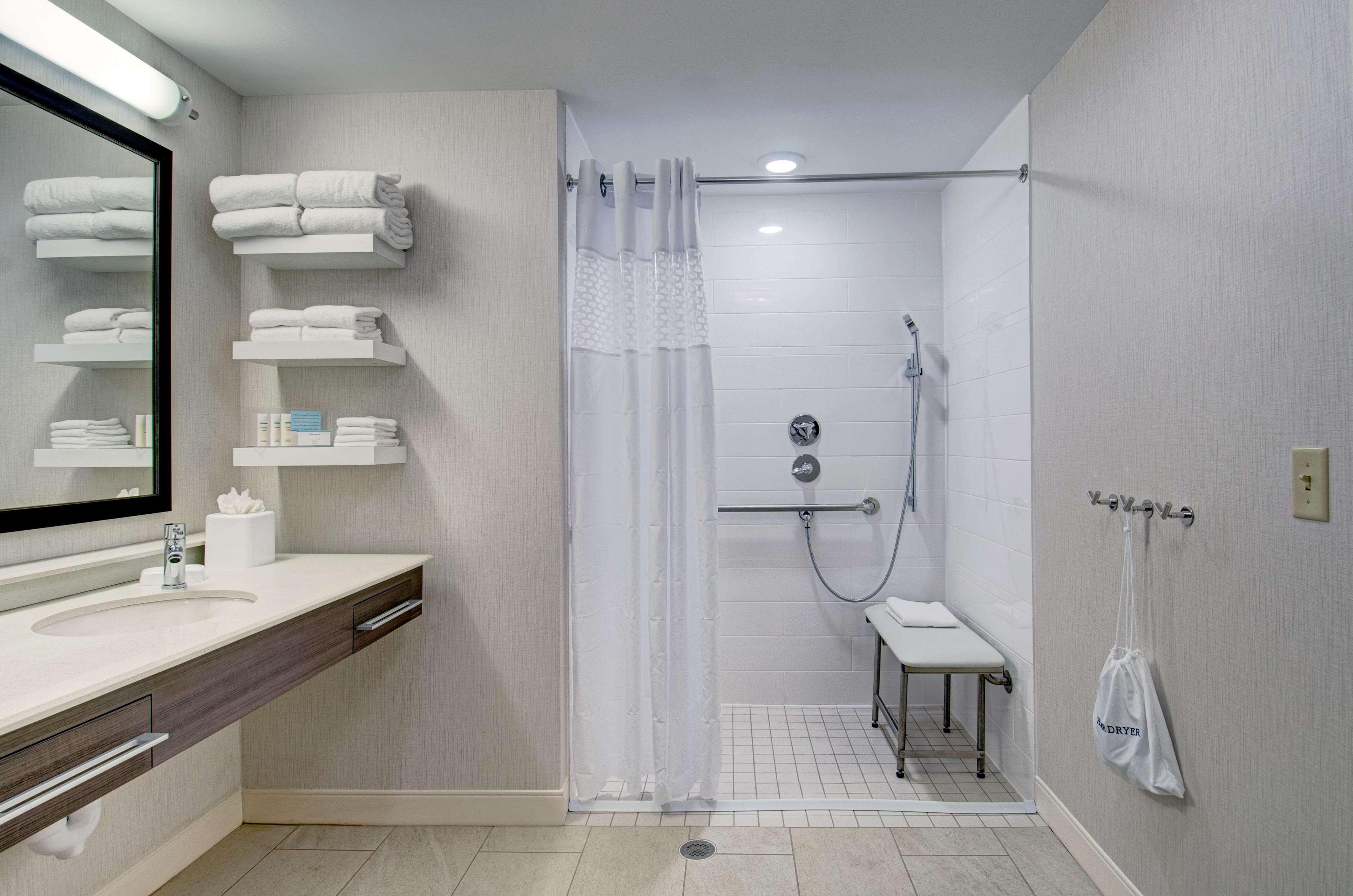 Hampton Inn Boston - Westborough Exterior foto
