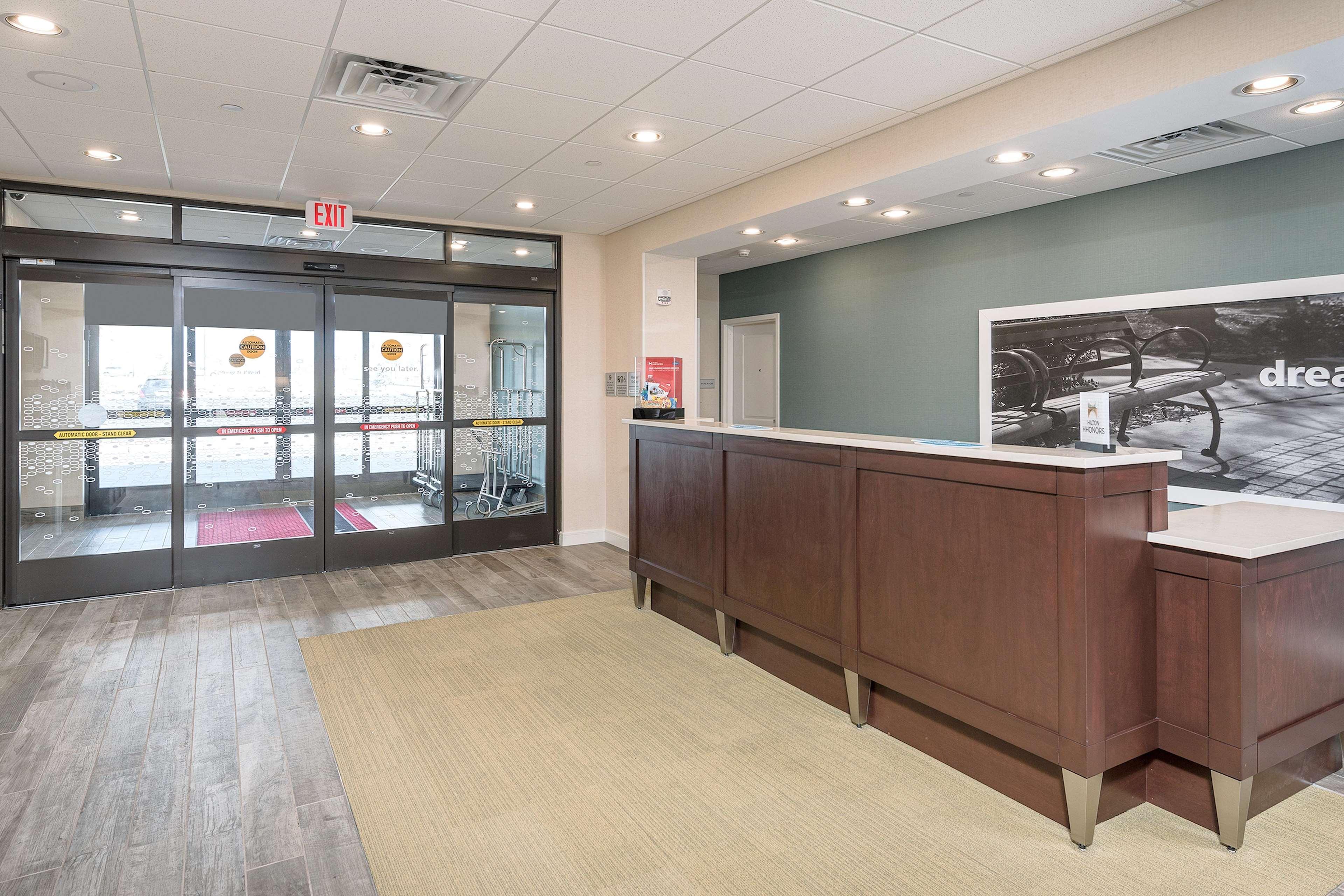 Hampton Inn Boston - Westborough Exterior foto