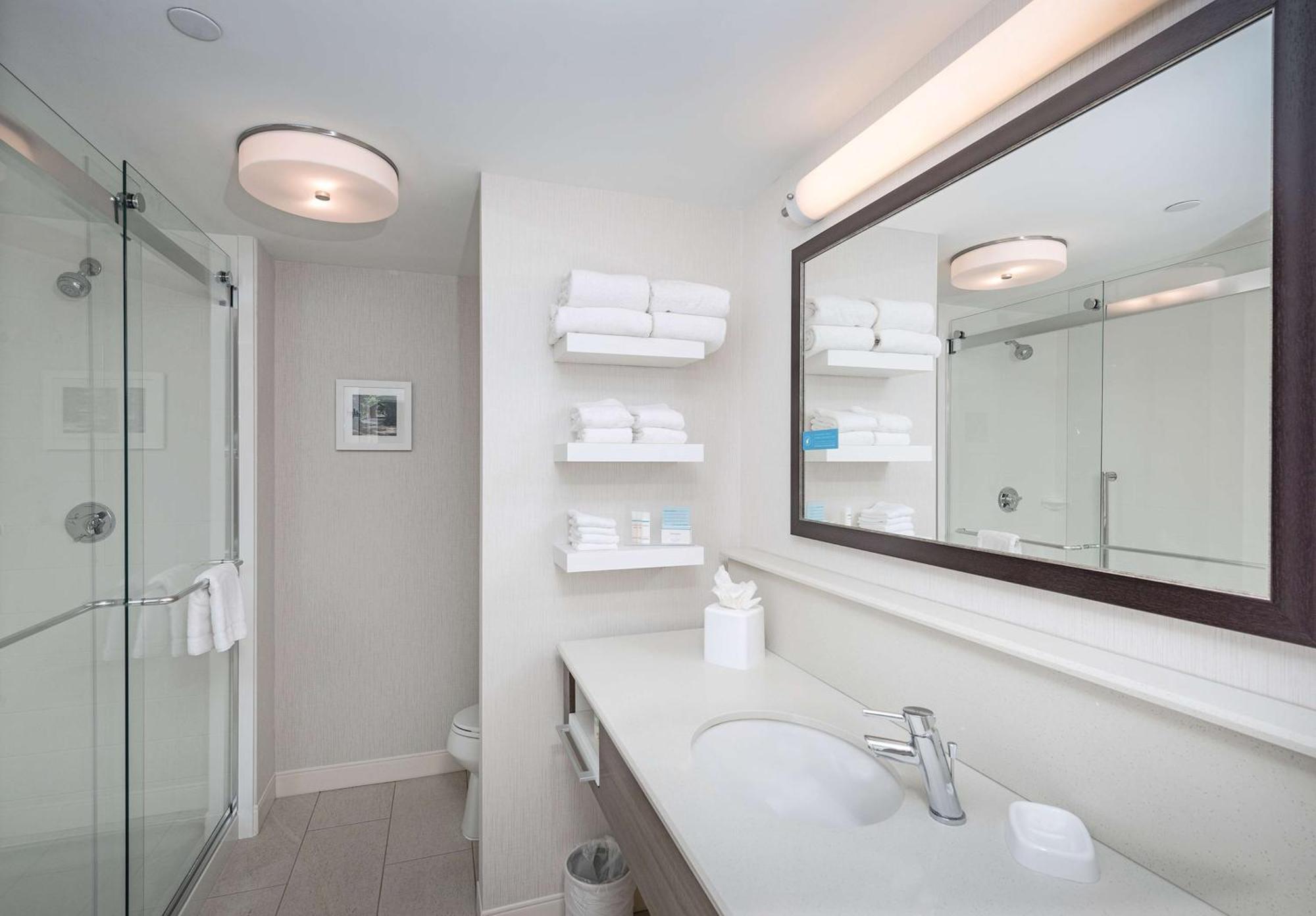 Hampton Inn Boston - Westborough Exterior foto