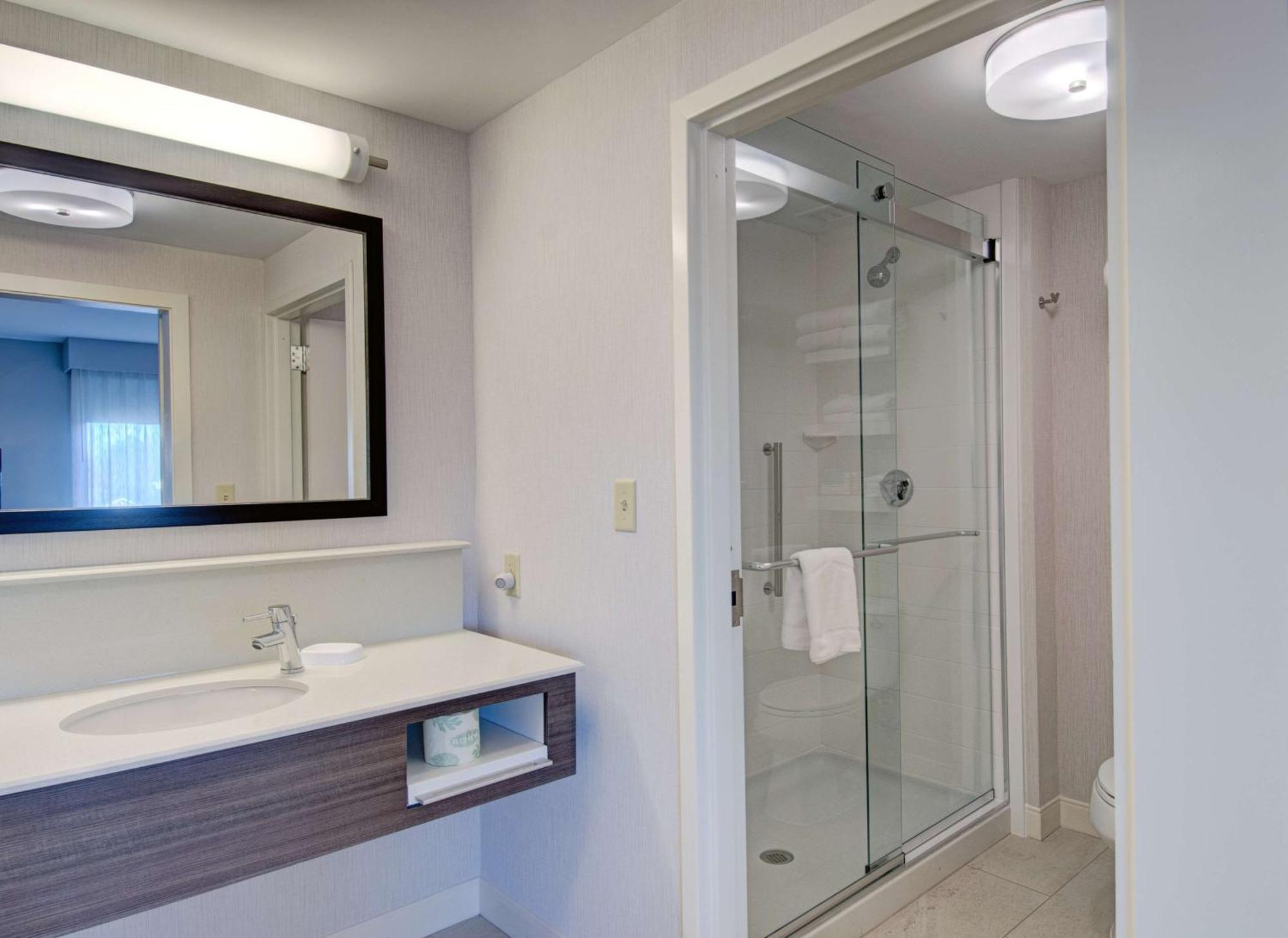 Hampton Inn Boston - Westborough Exterior foto