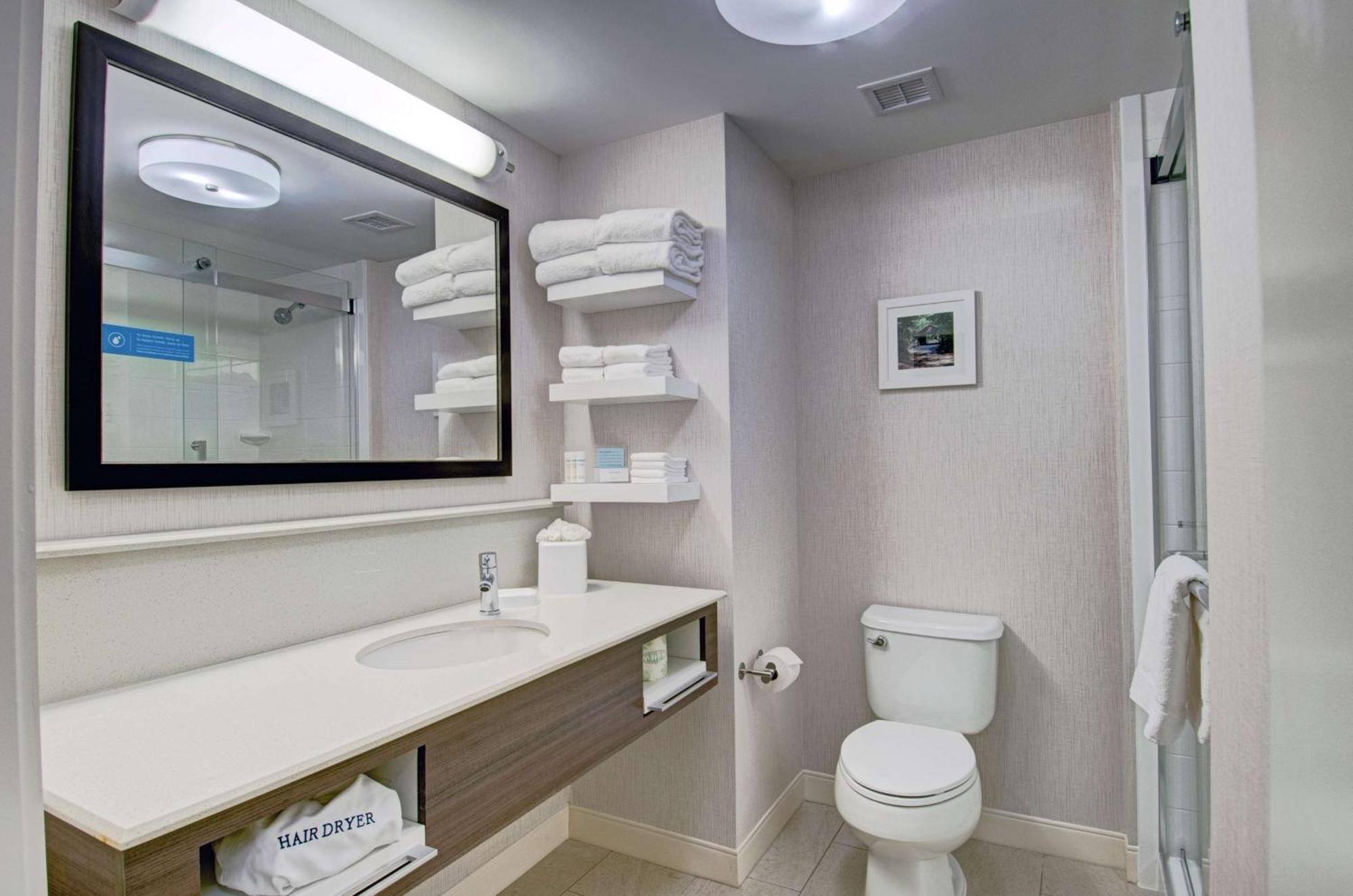 Hampton Inn Boston - Westborough Exterior foto