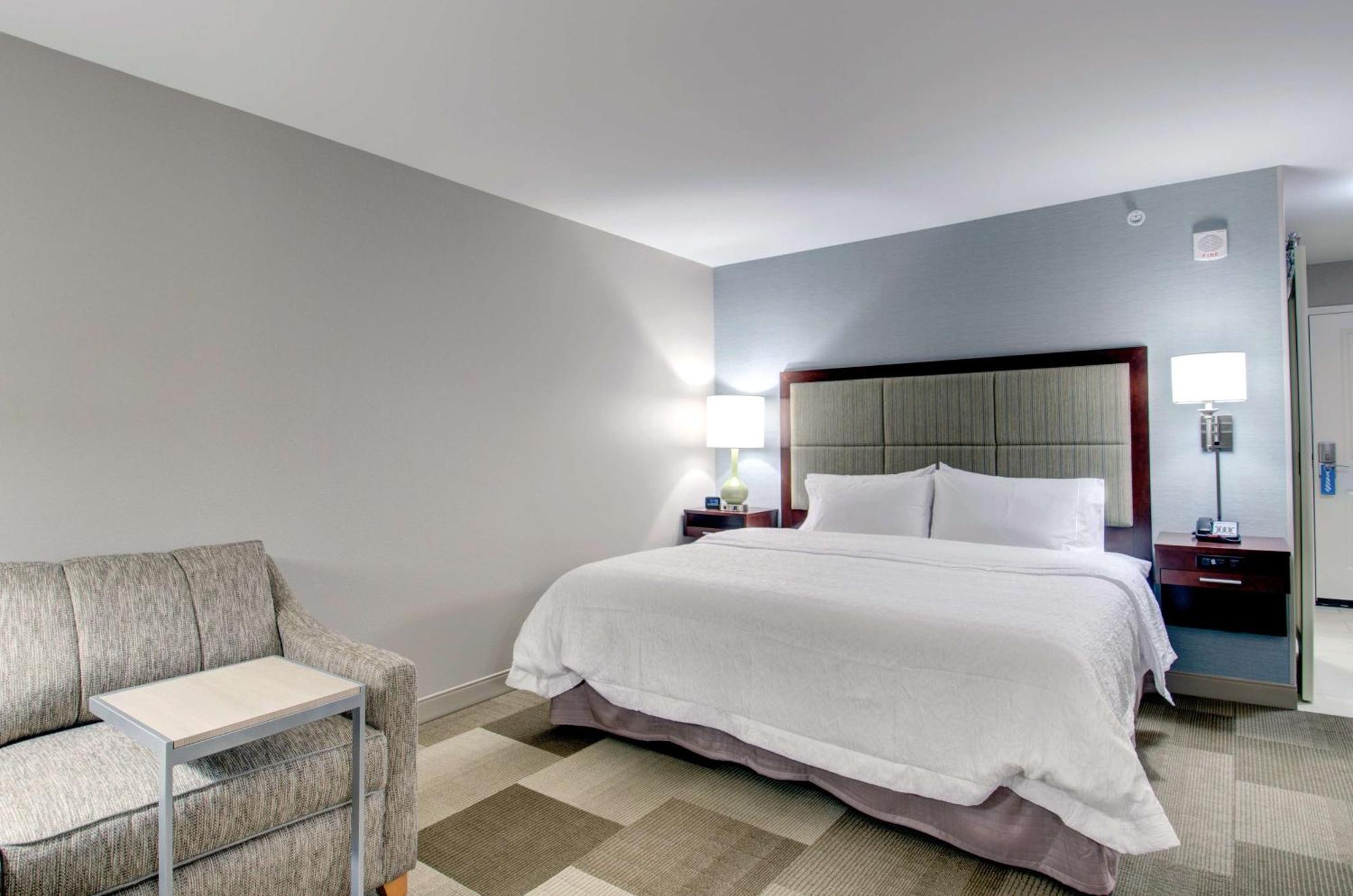 Hampton Inn Boston - Westborough Exterior foto
