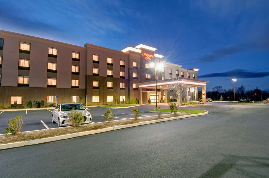 Hampton Inn Boston - Westborough Exterior foto